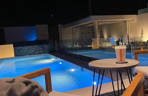 Gassim Chalet De Esquí | منتجع تربل فور - Triple Four Resort