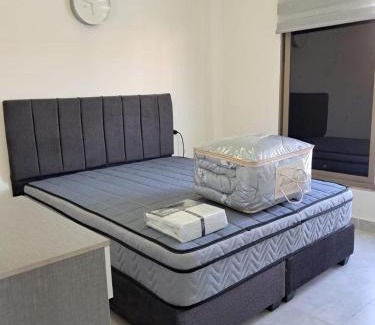 Al Jubeiha Apartamento | منزل السعادة