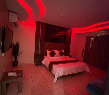 Riyadh Hotel | نيو سويت للشقق المخدومة 9