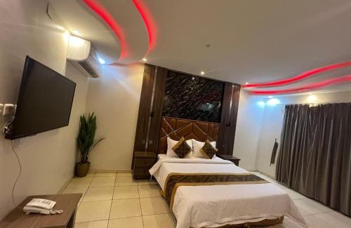 Riyadh Hotel | نيو سويت للشقق المخدومة 9
