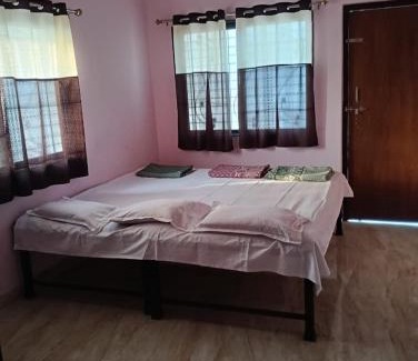 Akalkot Casa | लक्ष्मी लीला गेस्ट हाऊस