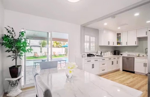 Winnetka Casa | ৎ୭ Los Angeles Glamour Home ৎ୭Pool, Games, Jacuzzi &more