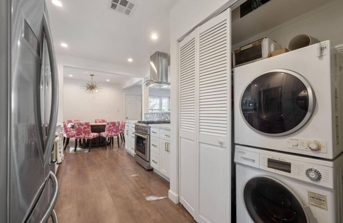 Valley Glen Casa | The Hatteras Haven Su