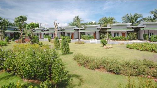 Sichon Complejo | กาลครั้งหนึ่ง @ สิชล รีสอร์ท (Once upon a time@Sichon Resort)