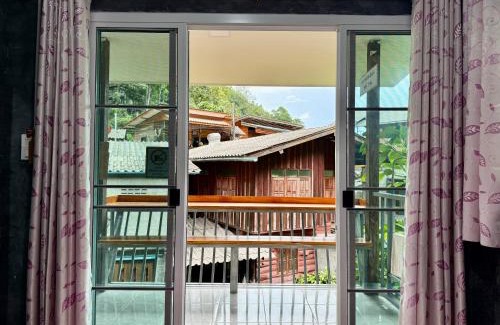 Mae Kampong Casa | กินลมชมจันทร์ แม่กำปอง
