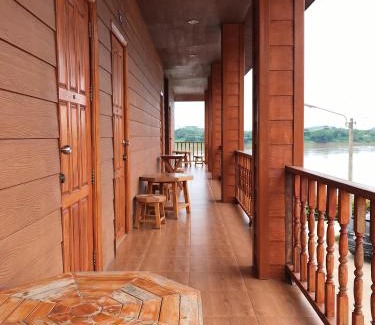 Chiang Khan Casa | คอมคิม ริมโขง เชียงคาน