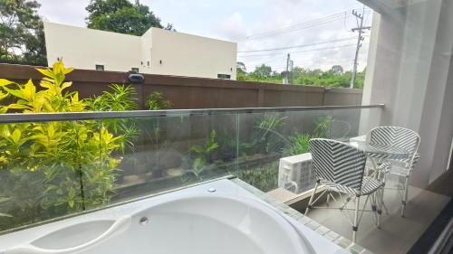 Bang Sare Apartamento | ดิ แอมเบอร์