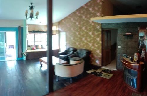 Mae On Casa | บาล์มมี่ไฮด์เอาท์ คาเฟ่&โฮมสเตย์