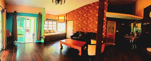 Mae On Casa | บาล์มมี่ไฮด์เอาท์ คาเฟ่&โฮมสเตย์