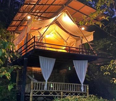 Ban Na San Otro | บ้านชมจันทร์ บ้านสวนสราญชล