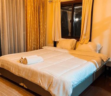 Ban Na San Casa | บ้านชมธาร บ้านสวนสราญชล