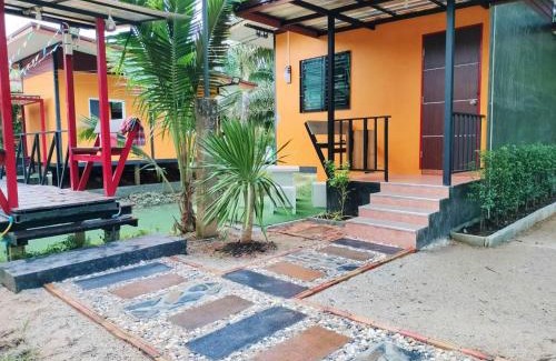 Sichon Complejo | บ้านต้นตาล ไอ้ไข่เด็กวัดเจดีย์ รีสอร์ต