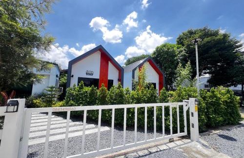 Racha Thewa Chalet De Esquí | บ้านต้นลมสุวรรณภูมิ Baantonlom suvarnabhumi