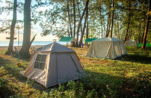 Nok Na Otro | บ้านบุญบีช แคมป์ปิ้ง Tent SL