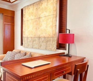 Cha-am Complejo | บ้านมนชเลชะอำ ติดชายหาด Baan Monchale