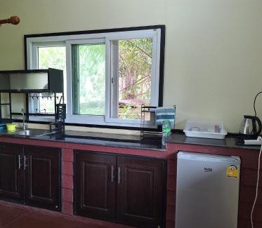 Ban Na San Casa | บ้านริมชล บ้านสวนสราญชล