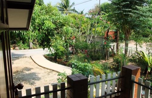 Klaeng Casa | บ้านสวนบรรจงอักษร Bansuan Banjong Akkson