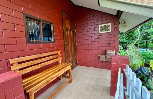 Klaeng Casa | บ้านสวนบรรจงอักษร Bansuan Banjong Akkson