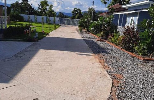 Nong Bua Daeng Casa | บ้านสวนปลายนา Ban suan pailna