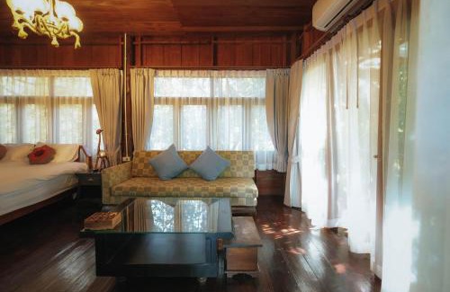 Udon Thani Casa | บ้านสวนแก้วคำแพง Baan Suan Kaew Khampaeng