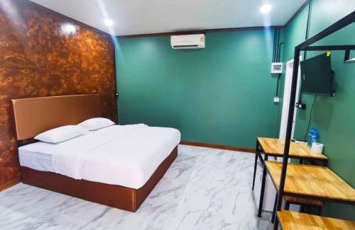 Phetchaburi Casa | บ้านไร่แสงจันทร์ รีสอร์ท