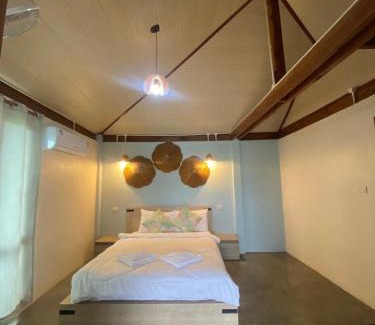 Khao Suan Kwang Villa | ปีกไม้วิลล่าบ้านAmunya-อะมันยา