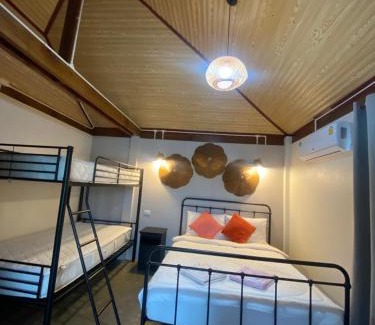 Khao Suan Kwang Cabina | ปีกไม้วิลล่าบ้านMaya-มายา
