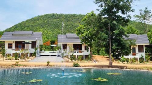 Lamphun Cama Y Desayuno | พรพนาฮิลล์รีสอร์ท
