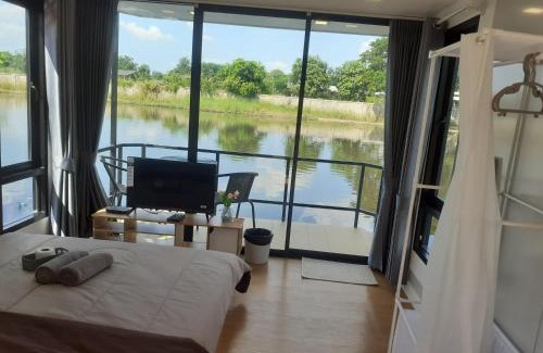 Ban Tom Chalet De Esquí | ริมกว๊านชาเลย์ รีสอร์ทแอนด์คาเฟ่ Rimkwan Chalay Resort and Cafe