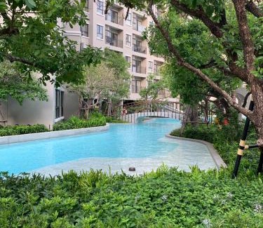 Hua Hin Apartamento | ลา กาซิตา หัวหิน by สามใบเถา