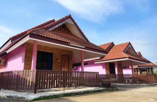 Chumphon Complejo | หนองใหญ่รีสอร์ท