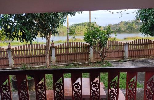 Chumphon Complejo | หนองใหญ่รีสอร์ท