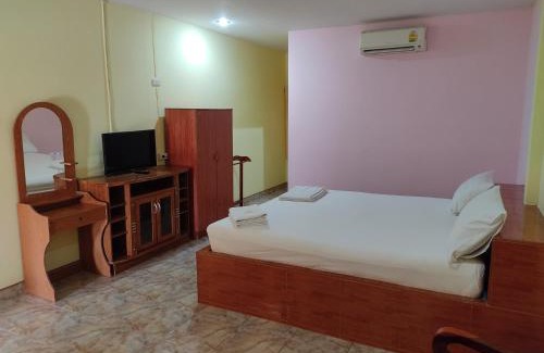 Chumphon Complejo | หนองใหญ่รีสอร์ท