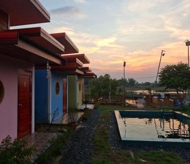 Phon Thong Casa | เอสบีพูลวิลล่า