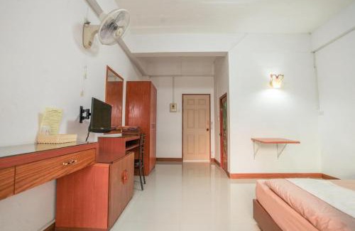 Chanthaburi Hotel | โรงแรมบ้านสวน ฟ้าใส