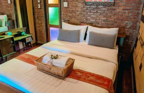 Nai Wiang Hotel | โรงแรมเฮือนช้างเผือก Huen Chang Phueak