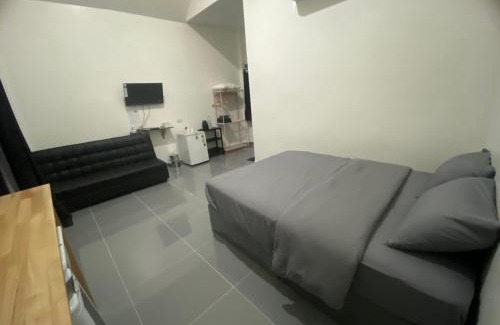 Phrom Buri Apartamento | โฮมสเตย์ สุขสำราญ รีสอร์ท