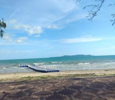 Rayong Cabina | ไกล้ทะเลอยู่แบบธรรมชาติ
