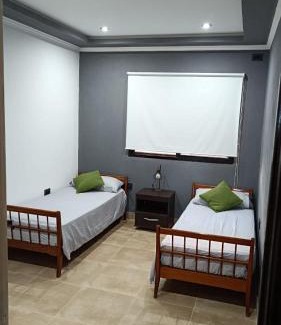 Villa Ramallo Apartamento | ვႷჿʇⴝꞁƂϨȢʇ Casa quinta con quincho y pileta, Equipada Completa, con Cochera Doble, 3Habit 2baños, para 7-8 Personas, Alquiler Temporal Ramallo- San Nicolás, WHATSAP AL ვႷჿʇⴝꞁƂϨȢʇ, CONSULTAR PARA RESERVAR EN PRIV
