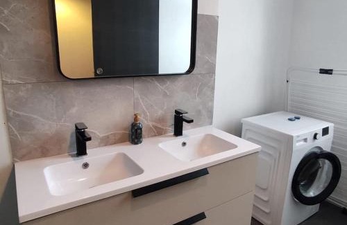 Douai Apartamento | ღ Delfosse - 3 chambres, extérieur et Wifi Fibre