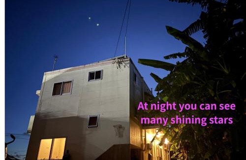 Okinawa Apartamento | お子様連れ&動物好き大歓迎！産みたての卵を収穫体験できる宿
