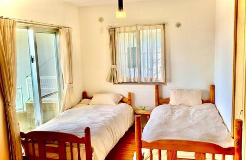 Okinawa Apartamento | お子様連れ&動物好き大歓迎！産みたての卵を収穫体験できる宿