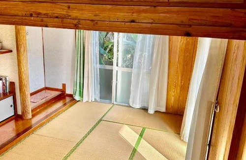 Nagura Casa | しまあさな Private Yoga Retreat 一日一組限定 ルーフトップヨガつき English Available