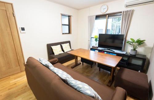 Naka Ward Apartamento | アンドシェア 名古屋栄エリアの4LDK100平米 最大12名まで一軒家貸切 無料駐車場付 and SHARE