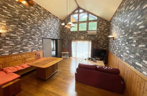 Shiraoi-cho Casa | コテージR 広々空間と自然豊かなエリアでRelaxステイ バーベキューセットあり4名様まで同一料金