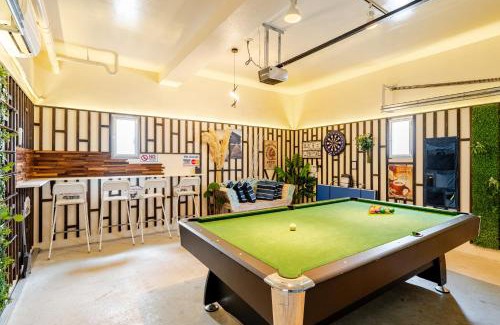 Tokeshi Apartamento | ビリヤード ダーツ 卓球 バーベキュー キッズルーム 4寝室ダブルベッド8台 最大16人 200平米の大きな一軒家
