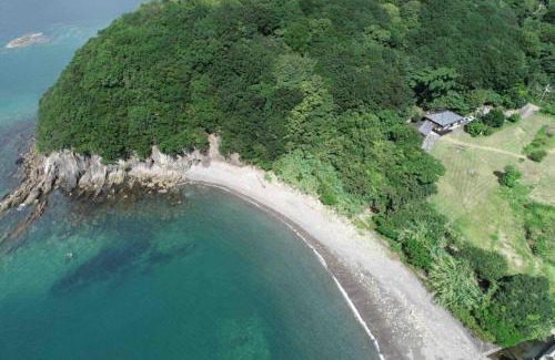 Otsuki Casa | ビーチ付きのプライベートスペースで海水浴して焚き火やバーベキューが楽しめる1日1組貸切宿