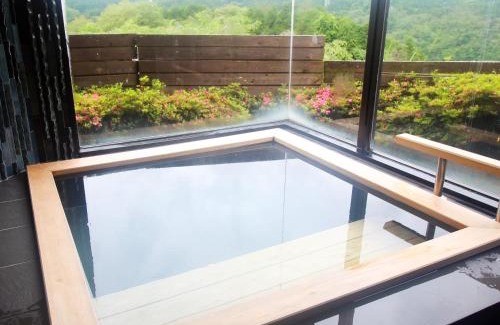 Nakatsugawa Hotel | ペットと泊まれる宿 孫八