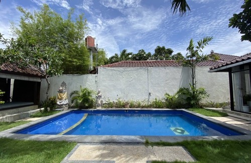 Pemogan Villa | Villa Kuta cerca de la playa de Kuta