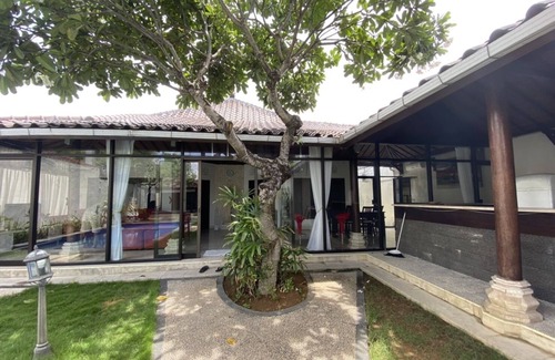 Pemogan Villa | Villa Kuta cerca de la playa de Kuta